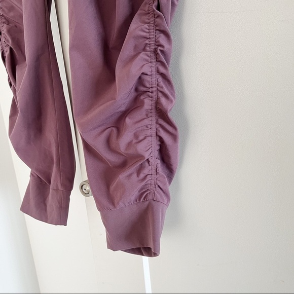 Athleta Volcano Violet Attitude Ruched Jogger Pant - Picture 4 of 6